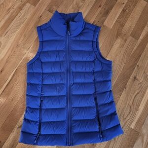 The North Face Women's Blue Puffer Vest